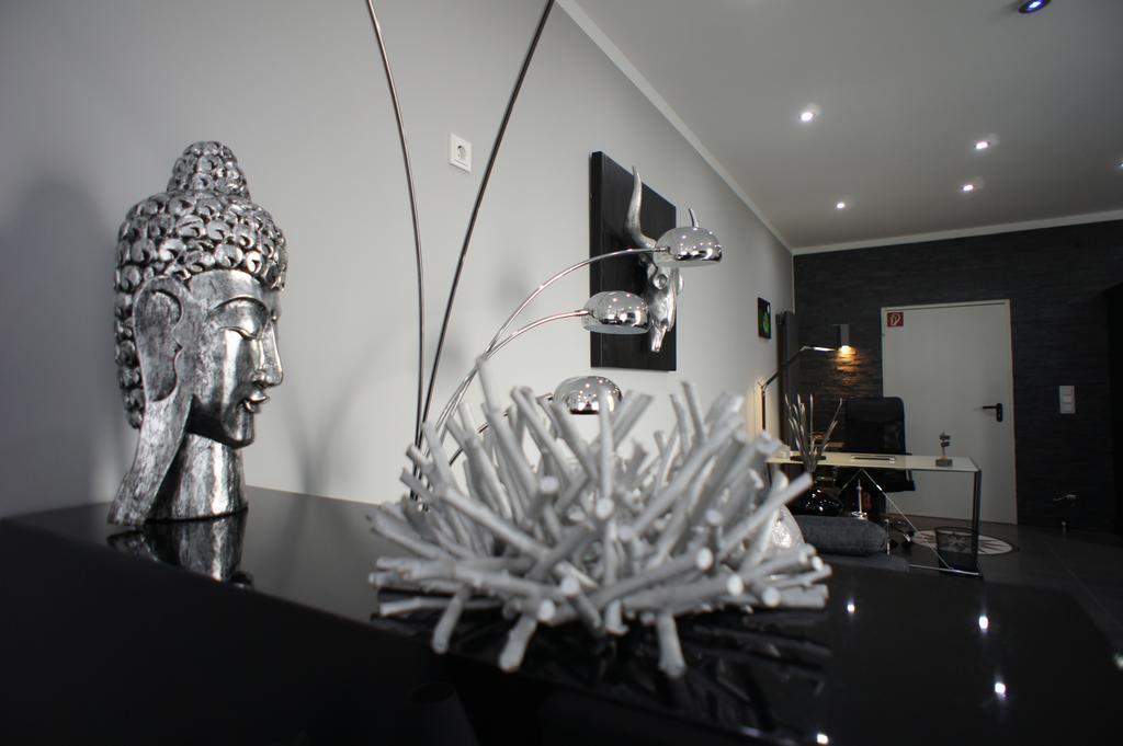 BÖ21 Luxusappartement Büttgen Extérieur photo